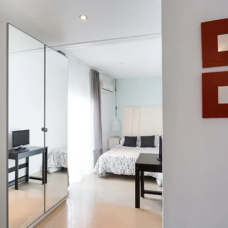 Apartamentos San Lorenzo Seville Exterior photo